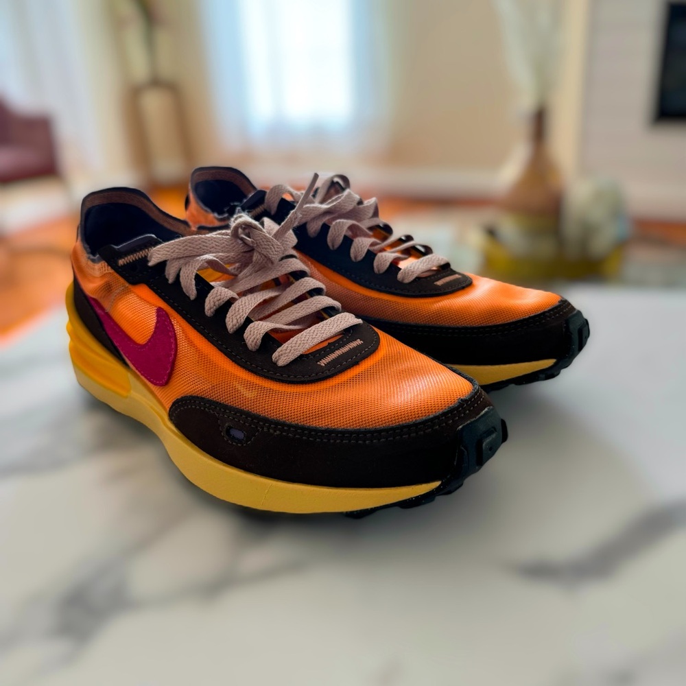 Nike Waffle One (Women’s)